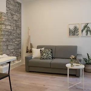 https://stanze-in-centro-casa-josephine-green.it-lombardy.com
